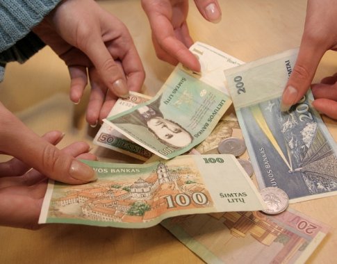 Per 100 metų Lietuvoje pinigai keitėsi 8 kartus