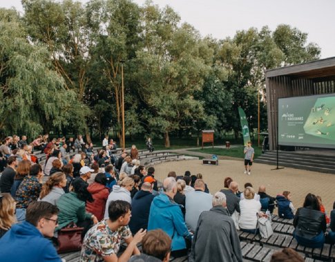 Atsinaujinęs ir išaugęs „Kino karavanas“ ruošiasi į tikrą kino ekspediciją: aplankys 40 Lietuvos miestų ir miestelių