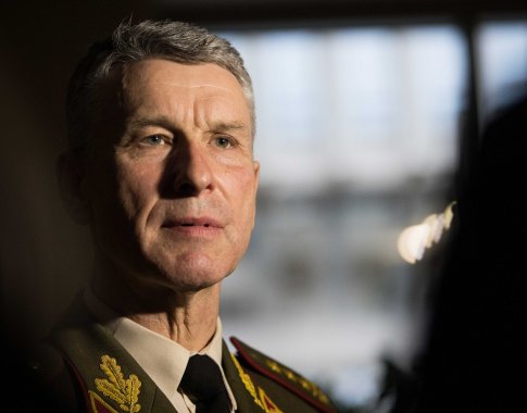 Lietuvos kariuomenės vadas: artimoje perspektyvoje karo grėsmės Lietuvai nėra