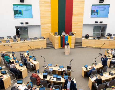 Seimas linkęs paskelbti Lietuvos komunistų partiją nusikalstama organizacija