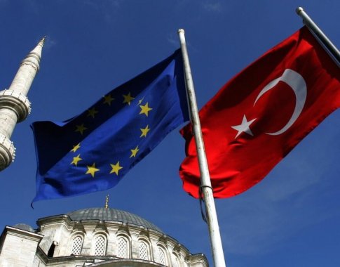 Europos Sąjunga pasiūlė Turkijai atgaivinti abipusiai naudingus santykius