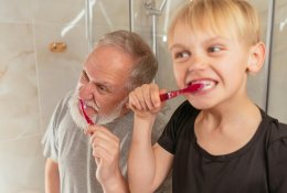 Paaiškino burnos higienos svarbą: ne tik išsaugo gražią šypseną, bet ir užk ...