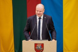 Apžvalgininkai apie korupcijos tyrime figūruojančius politikus: ypač Skvern ...