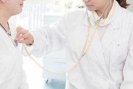 Valstybė plečia finansuojamas medicinos studijų vietas