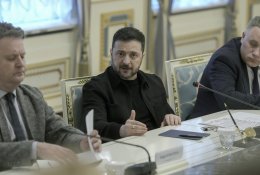 Zelenskis: Trumpas už saugumo garantijas reikalauja pasitraukti iš Donbaso