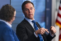 Rutte įvardijo keturias šalis, kurios priešinasi Ukrainos narystei NATO