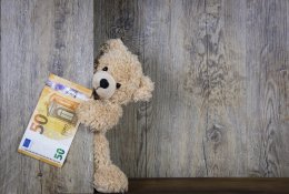 Atlyginimų augimo tikisi du trečdaliai lietuvių, bet į nugarą kvėpuoja infl ...