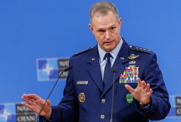 NATO pajėgų vadas: Rusijos grasinimai – tipinis rusų triukas