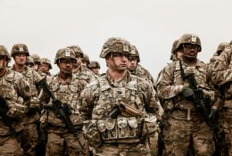JAV planuoja paspartinti karių išvedimą iš bazių Europoje