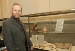 Knygos anatomija: I-XVI a. knygų įrišų (re)konstrukcijų paroda