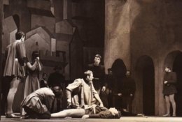 Pirmasis spektaklis Jaunimo teatre - prieš 50 metų