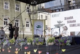 Sostinėje - folkloro festivalis „Skamba skamba kankliai"