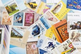 Raginama naudoti užsilikusius lito nominalo pašto ženklus