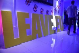 Oficialu: britai nusprendė trauktis iš ES