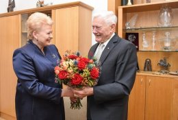 Prezidentui Valdui Adamkui - 90 metų