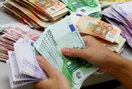 Nematomi ir paslaptingi eurų keliai