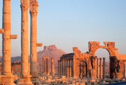 Palmyra: fanatikai naikina pasaulio paveldo perlą
