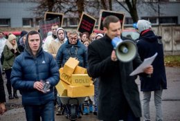 Buvę narkomanai bando gelbėti kvaišalų vergus