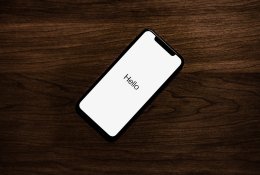 Šiemet „Apple“ išleis tris naujus „iPhone“ modelius