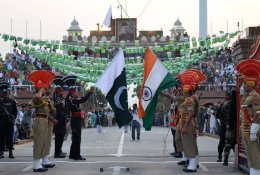 Indija ir Pakistanas: karinga kaimynystė
