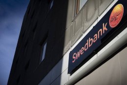 Pavojaus varpai nutilo: švedai mano, kad „Swedbank“ situacija nekelia grėsmės finansiniam stabilumui