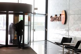 Nuo rugsėjo „Swedbank“ nebeliks kodų kortelių