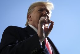 D. Trumpas toliau kišasi į Didžiosios Britanijos rinkimų kovą