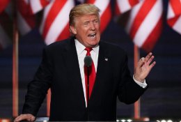 D. Trumpas iškovojo įtikinamą pergalę respublikonų susirinkimuose Ajovoje