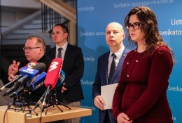 A. Veryga: panašu, kad gydytoja iš Ukmergės ligoninės nedirbo Kauno ir Vilniaus gydymo įstaigose