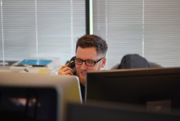 Karštosios linijos koordinatorė: skambučių yra šiek tiek mažiau nei pradžioje