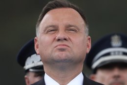 Atidedami gegužės 10-ąją turėję vykti Lenkijos prezidento rinkimai