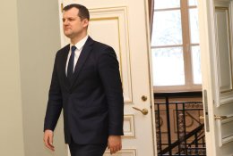 Socialdemokratai kiekvienam nukentėjusiam nuo karantino siūlo suteikti 500 eurų paskolą be palūkanų