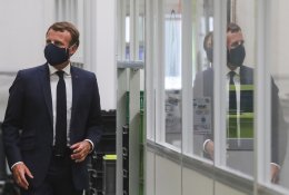 E. Macronui nugarą atsuko dar dalis jo partijos deputatų