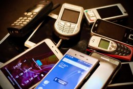 Telefonai, pakeitę istoriją: nuo kultinio „Nokia 3310“ iki išmaniųjų „tėvo“ „iPhone 1“