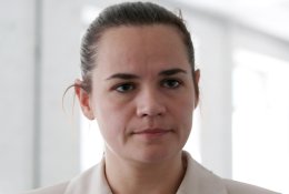 Baltarusijos demokratijos simboliu tapusi S. Cichanouskaja prieglobstį rado Lietuvoje