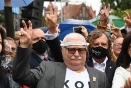 Nobelio taikos premijos laureatas L. Walesa įspėja dėl populizmo