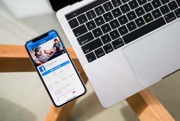 Bręsta konfliktas tarp „Facebook“ ir kūrėjų: grasina neleisti dalintis naujienų straipsniais