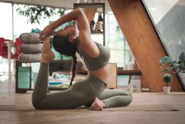 Patarimas karantino metu sportuosiantiems namuose: treniruoklius gali pakeisti laiptai ir vandens buteliai