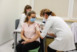 Pirmasis vakcinacijos etapas baigtas: Kauno klinikos sąrašus derino su SAM, Santaros sudarė rezervinius sąrašus