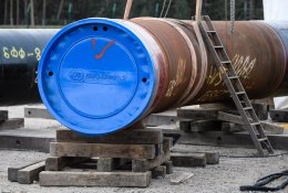 Aistros dėl „Nord Stream 2“ projekto stabdymo: JAV mato pažangą, kritikai reikalauja dar griežtesnių veiksmų