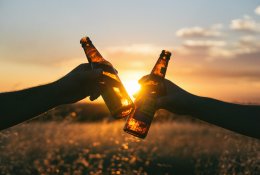 Balandį Seimas peržiūrės alkoholio kontrolės įstatymus: dabartinė tvarka menkai sprendžia alkoholizmą