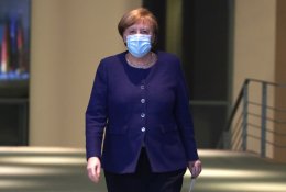 Po pralaimėjimo regioniniuose rinkimuose, A. Merkel partija patiria krizę
