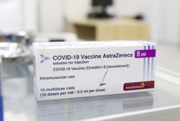 „AstraZeneca“ atnaujino klinikinių tyrimų duomenis: vakcinos veiksmingumas siekia 76 proc.