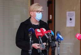 I. Šimonytė: apie masinę vakcinaciją galvosime, kai vyriausių asmenų skiepijimo tempai ims lėtėti