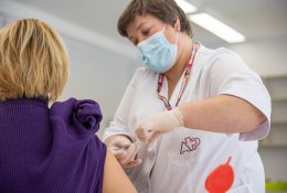 55+ vilniečių dėmesiui – kvietimas registruotis vakcinacijai