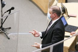 S. Skvernelis neatmeta, kad „valstiečiai“ gali trauktis iš susitarimo dėl švietimo: sprendimą ragina priimti apgalvotai