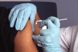 Italijoje antrą kartą per klaidą suleistos keturios vakcinos nuo koronaviruso dozės