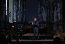J.Sakalausko ir D.Mažinto „Dedikacija romantizmui": klasika gali viską