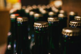 Siūloma uždrausti prekybą alkoholiu sekmadieniais