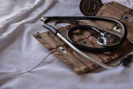 Individualizuotas gydymas Lietuvoje: ar Vyriausybės programa virs konkrečiais veiksmais realybėje?